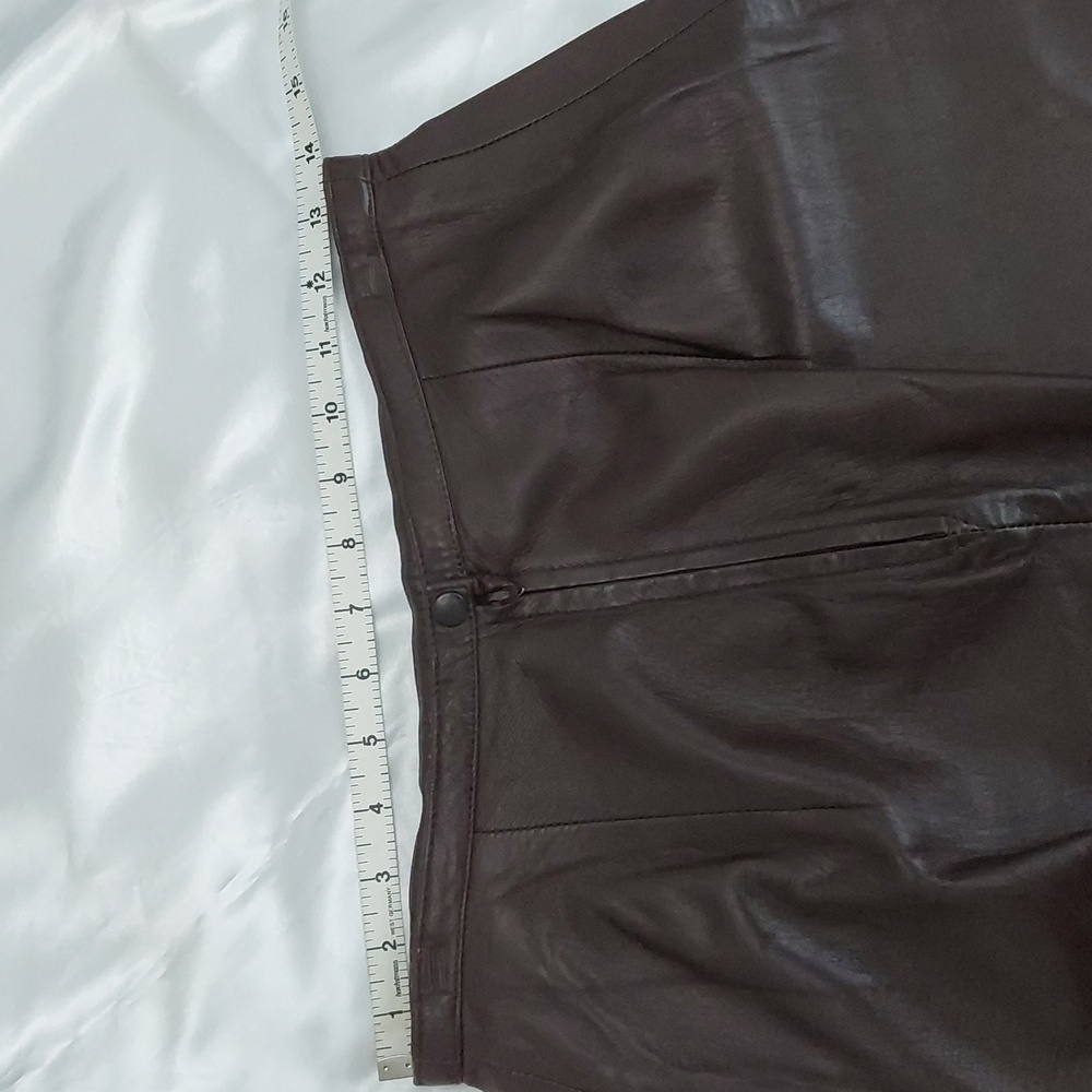 Ann Taylor Leather Mini Skirt Chocolate Brown, Fully Lined, Darted, Size 6 - Picture 7 of 15
